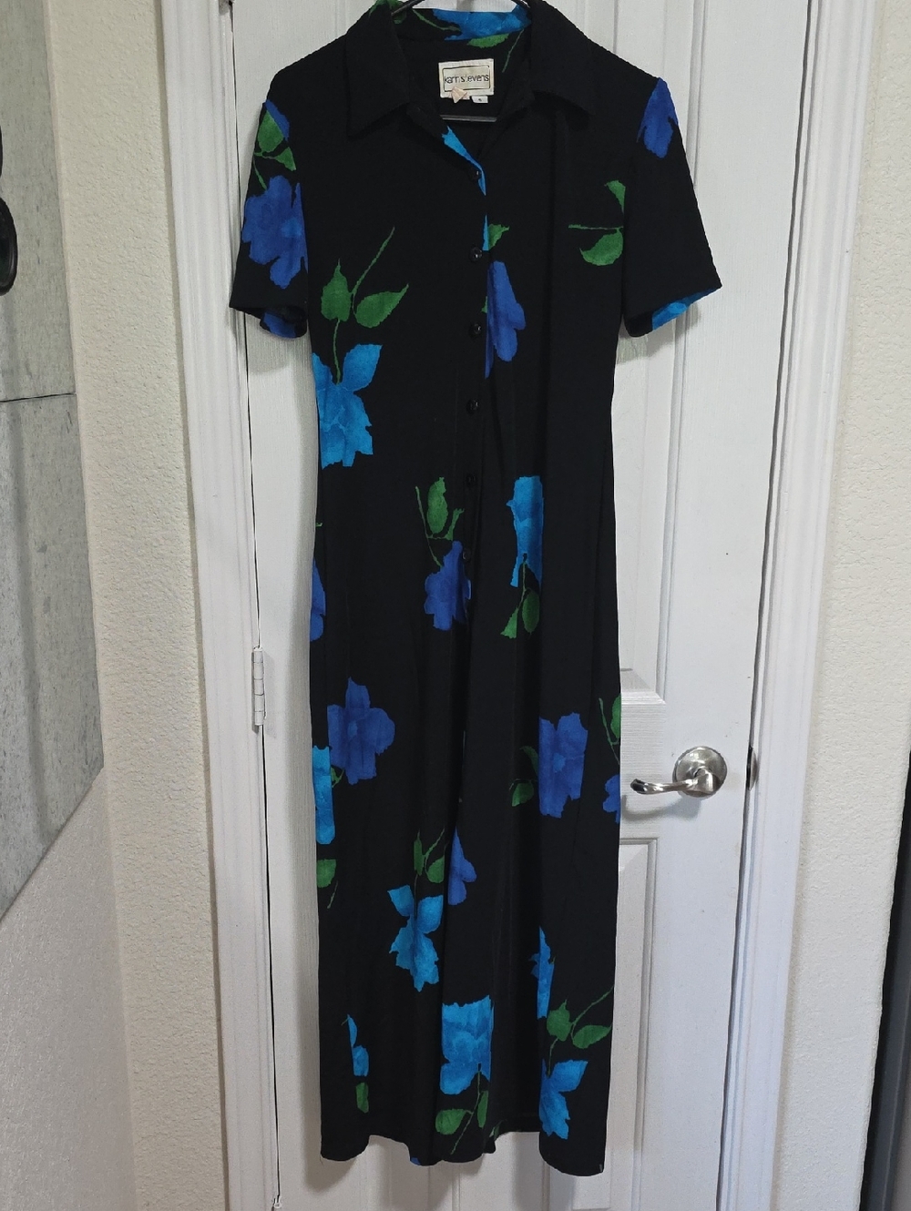 Karen Stevens Vintage Black Floral Button-Front Dress with Blue Flowers Size 6